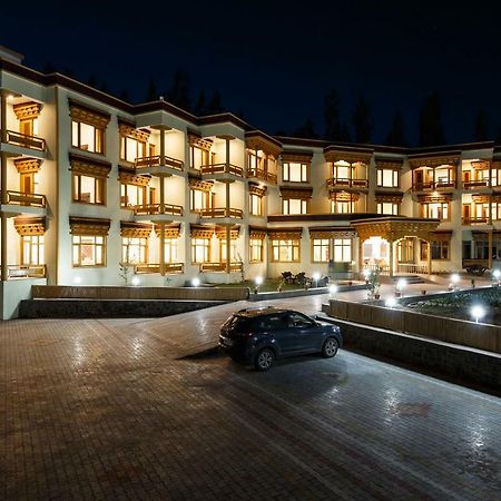 Hotel Leh Plaza Esterno foto